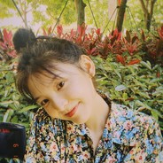 特鲁看住小玉老爹要拉个大电