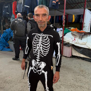 I CANT SEE - steam id 76561199483932526