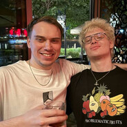 завидуешь ?