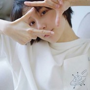 吃一口奶油泡芙好不好