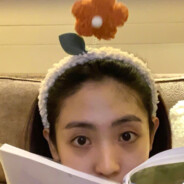 那句话夹着风声