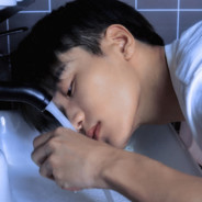 大家好，我是酸奶