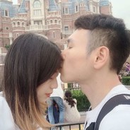 小眼眼的大黄狗