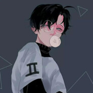 她应该是晒黑的