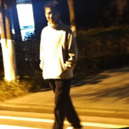 何子昂是大傻逼