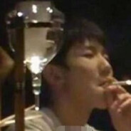 爱抽烟的王源