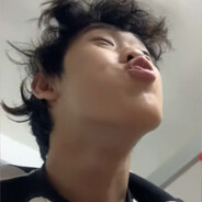 中东飞行员学弟爱上美式双胞胎学姐