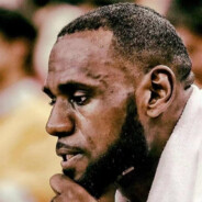 都是浓眉的玩具