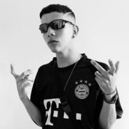 MÃE DELA DE NIKE