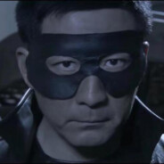 威风凛凛的燕双鹰