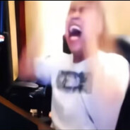 伞兵一号卢本伟