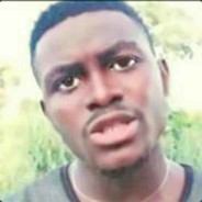 红绿灯那个黄！