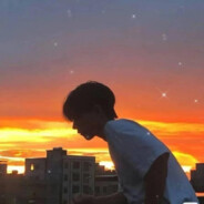 蹲厕所玩蛆ಡωಡ