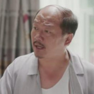 糟了！对着她的毕设惊