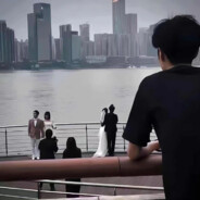 山石欲问琼华