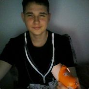 --> | PG | <-- :D vs -.-!