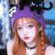 梦里蜗牛说她在暴雨中漫步时伞是倒划天空的船