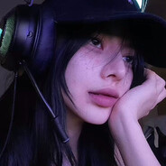 在伊