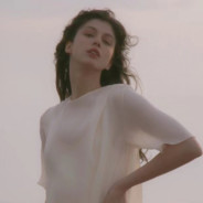 你一直目光如烟