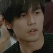 点燃烛火温暖岁末的秋