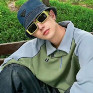 忧郁总裁兜不住屎