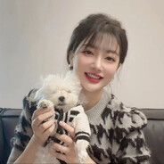 密客低头看抖音