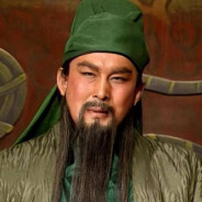 提着青龙刀的肖战