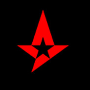 秋风吹散了落叶，她的