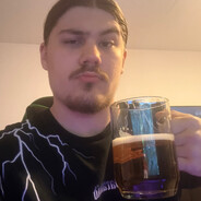 Márty párty s pivem na hadry