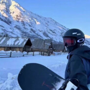 罐头吃我一记跳劈