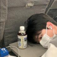 一枪我就倒地上