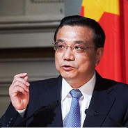 皮皮树上皮皮果果树下