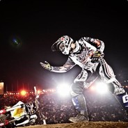 山我对看两相厌