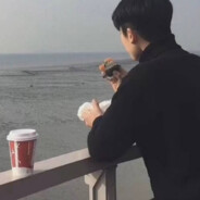 干拉然后刷抖音