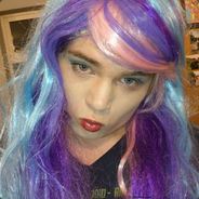 Hot Local Single Chris