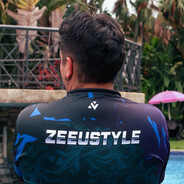 Zeeustyle_- - steam id 76561198036734517