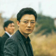 手拿冻鱼往前冲