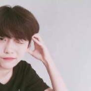 小林历奇的老公