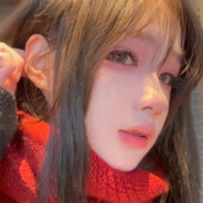 爱穿蕾丝吊带的大蟑螂