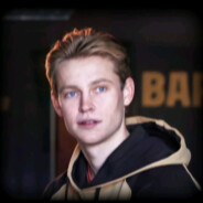 霍里山男职扛把子