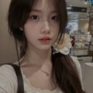 女嘉宾帮我吃迪奥