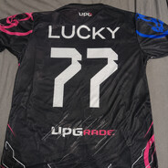 L u c k y