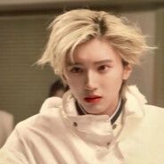 小羽不白给就敲腻害