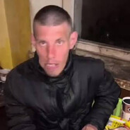 ВАЛЕРА ЕШЬ ЯЙЦА