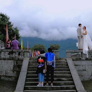 可怜的汤姆被玩弄于股掌之间