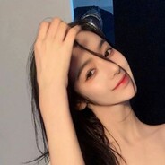 她说她是晒黑的