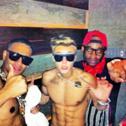 树枝上的小裤衩