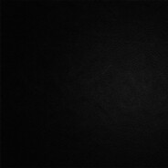 晴天打伞避太阳