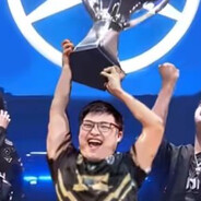 古い芸術家から