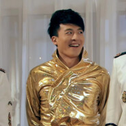 金衣浴袍吕小布是也